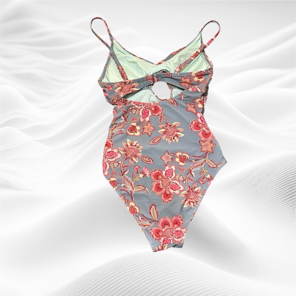 NWT Cupshe Blue Floral Twist One Piece Swimsuit Modest Tummy Control Bathing XS - Picture 4 of 12